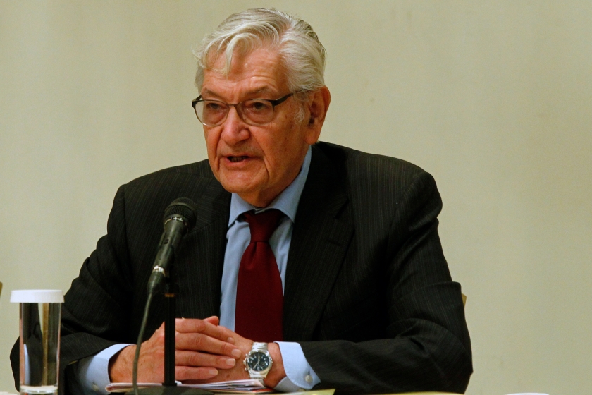 H &Sigma;ώ&tau;&eta; &Tau;&rho;&iota;&alpha;&nu;&tau;&alpha;&phi;ύ&lambda;&lambda;&omicron;&upsilon; &sigma;&upsilon;&nu;&omicron;&mu;&iota;&lambda;&epsilon;ί &mu;&epsilon; &tau;&omicron;&upsilon;&sigmaf; &sigma;&upsilon;&gamma;&gamma;&rho;&alpha;&phi;&epsilon;ί&sigmaf; &Alpha;&theta;. &Pi;&alpha;&pi;&alpha;&nu;&delta;&rho;ό&pi;&omicron;&upsilon;&lambda;&omicron; &kappa;&alpha;&iota; &Kappa;. &Chi;. &Chi;&rho;&iota;&sigma;&tau;ί&delta;&eta;
